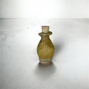 سُكة لتعتيق دهن العود